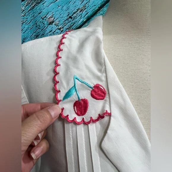 ModCloth Retro 1950s Red Cherry Embroidered Collar Button Down Shirt Blouse - Picture 7 of 10